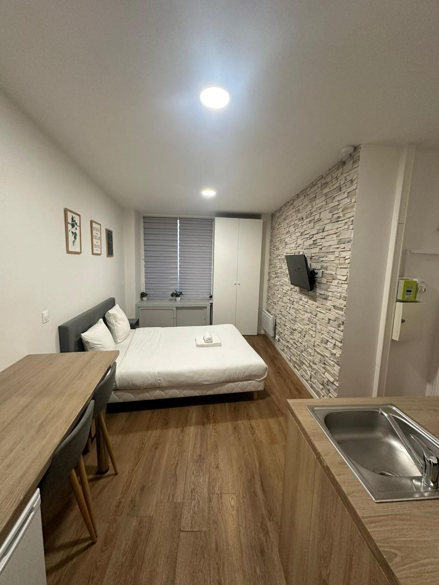 Charming & Welcoming Flat Next To Tost Beautiful Places In Museum Of Modern Art Quai Branly Museum Paris